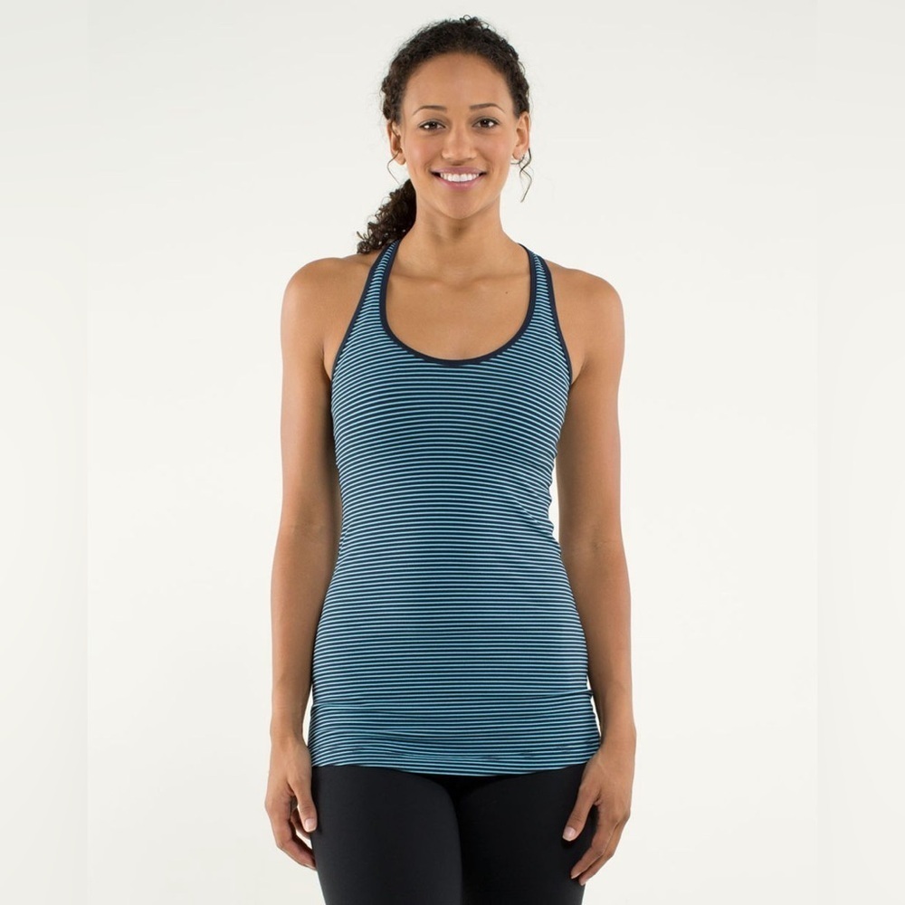 Lululemon Cool Racerback size 6 
Hyper Stripe Blue Moon / Inkwell